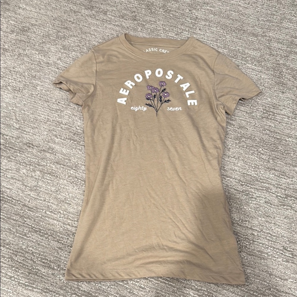Aeropostale Women's Tan Graphic Tee